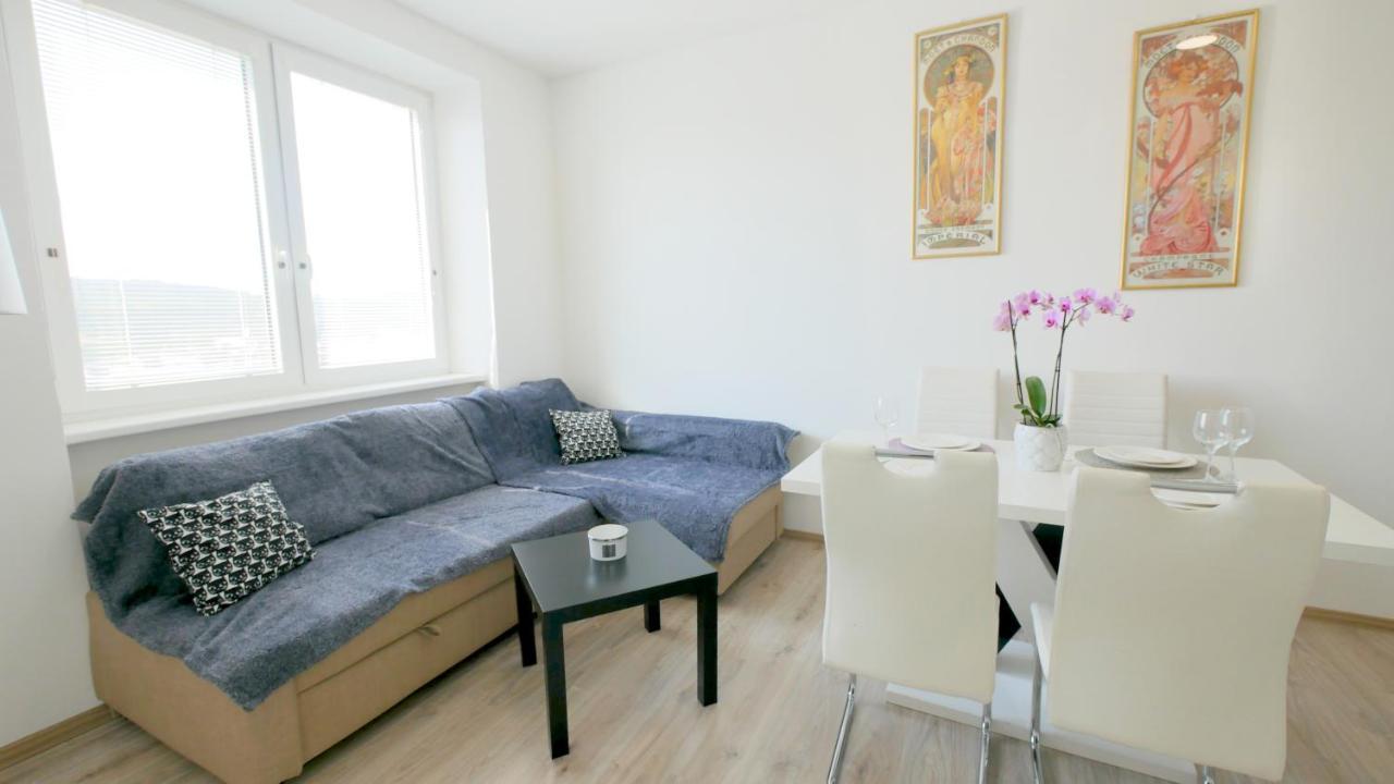 Apartman U Louckeho Klastera 2 Plus Kk Зноймо Экстерьер фото