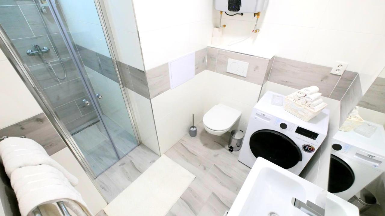 Apartman U Louckeho Klastera 2 Plus Kk Зноймо Экстерьер фото